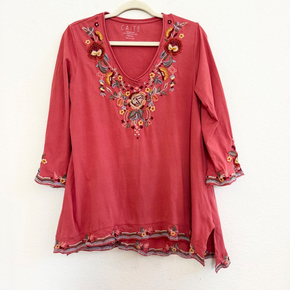 Caite Terracotta Red Floral Embroidered V-Neck Boho Tunic Top Medium